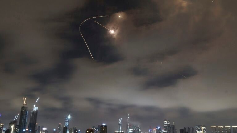 The Israeli Army detects a rocket from Yemen focused on South Israel Tech Word News