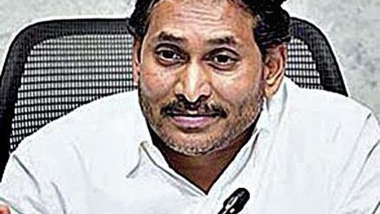 Former apc cm Ys Jagan Mohan Reddy named the accused in the case of Hit-and-Run: Guntur Police