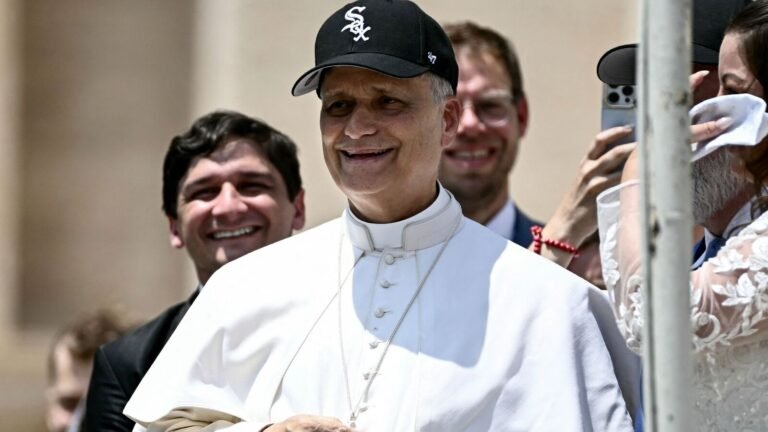 Pope Leo XIV boasts a White Sox hat during the Vatican appearance; Netizens Quip, “definitely need prayers” | The news today