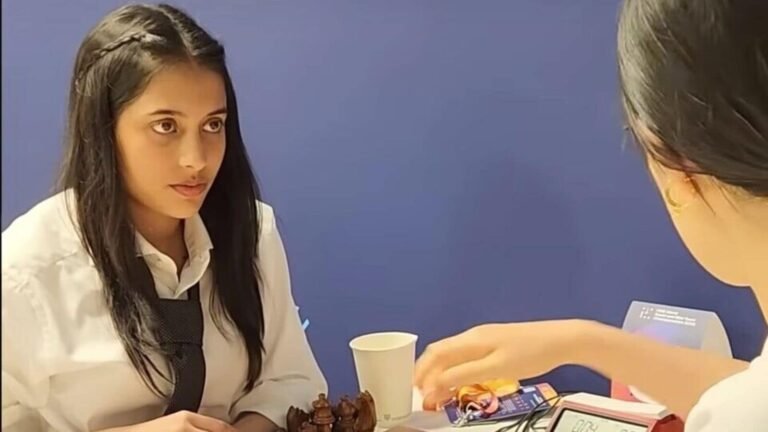 ‘Grit and determination’: PM Modi Hails Chess Grandmaster Divya Deshmukh for defeating the world No. 1 at the Blitz championship | Tech Word News