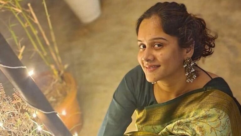 Telugu News Anchor Swetcha Votarkar found dead in Hyderabad Home, suicide suspicious | Tech Word News