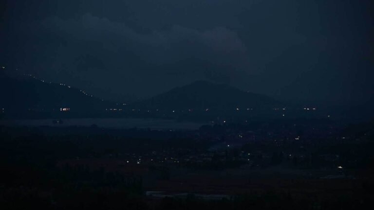 Operation Shield: Blackout Simappered drill in Jammu, Srinagar’s Lal Chowk, Doda; Siren sounded | Watch | The news today
