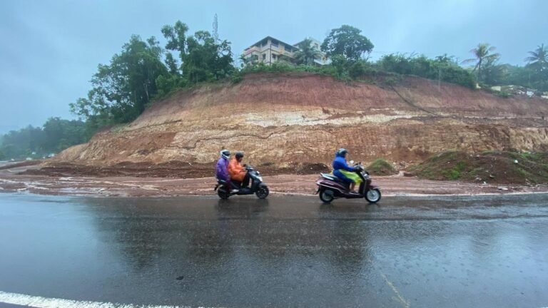 Orange alert declared in nine districts in Karnataka