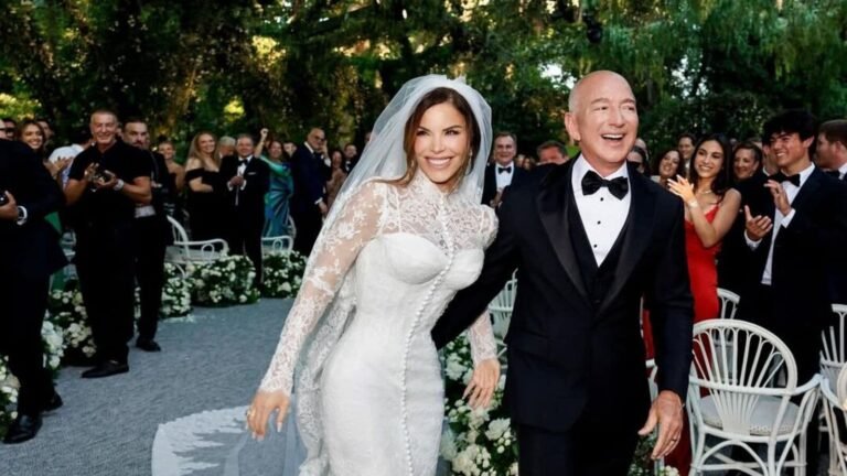 Lauren Sánchez becomes Mrs. Bezos’ on Instagram, profile wiping clean after a rich wedding in Venice for Amazon Founder | Tech Word News