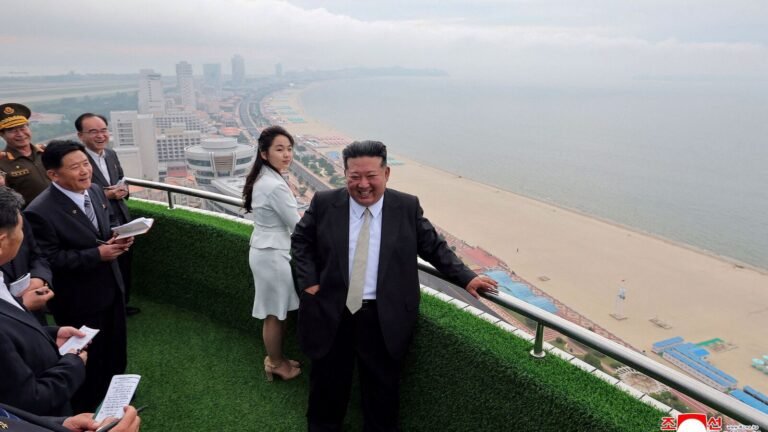 North Korea Kim Jong-un opens a luxury beach resort with 54 hotels, cinema, beer pubs; Here is what it offers Tech Word News