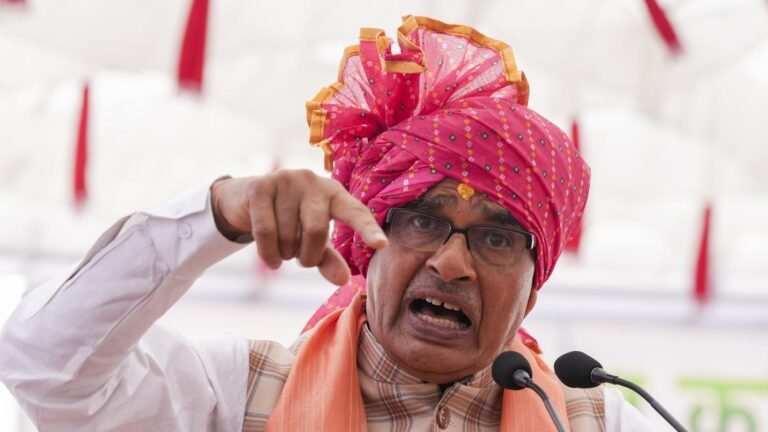 India will never forgive Lalu Prasad for insulting ambiability, says Chouhan