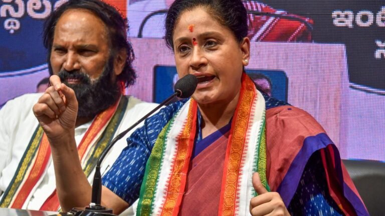 Vijayashanti looking for an anchorage cabinet