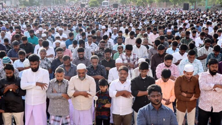 Bakrid celebrated with choral prayers, meat distribution in Tiruch