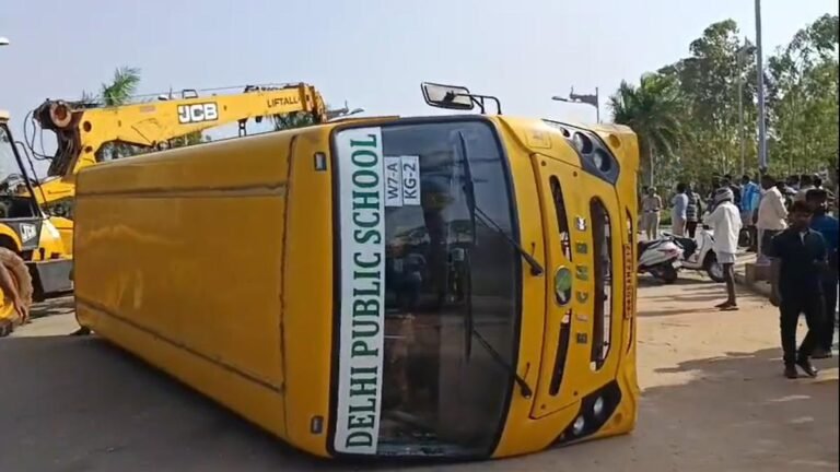 School buses, 25 children escape with minor injuries