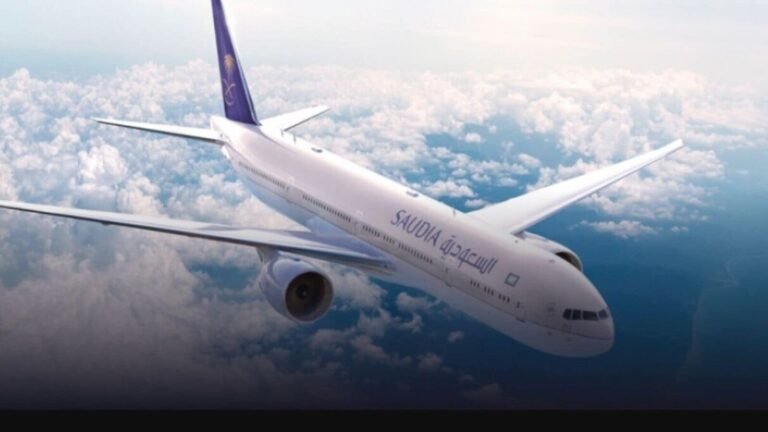 Flight Saudia of Jeddah reports smoke from bikes after landing at Lucknow airport | Tech Word News