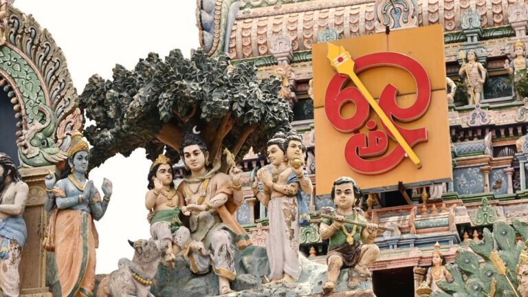 The TN government is against the Hindu Munnani Lord Murugan conference in Madurai; Quotes Bengalur Stampede