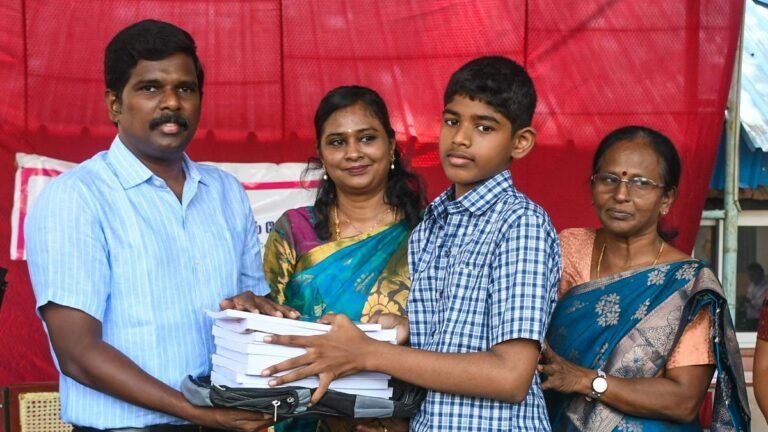 Children in the government. and auxiliary schools acquire new sets of uniforms, books and stationery on the first day