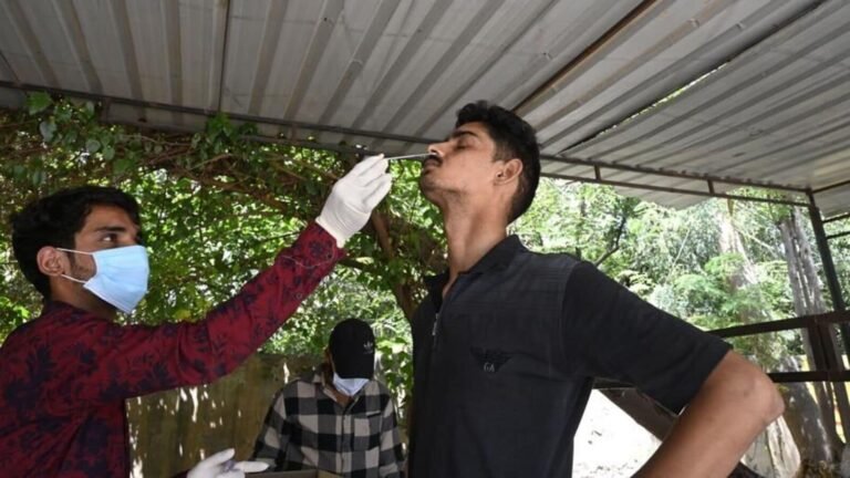 COVID-19: Karnataka Govt issues advice to citizens; urgently urgently wear masks, maintain physical distance and more The news today