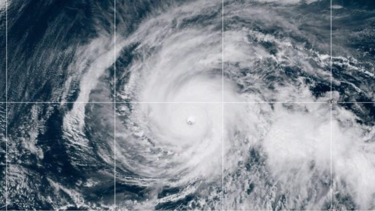 Hurricane Erick makes Landfall in Mexican Oaxation After weakening to Storm 3 | Tech Word News