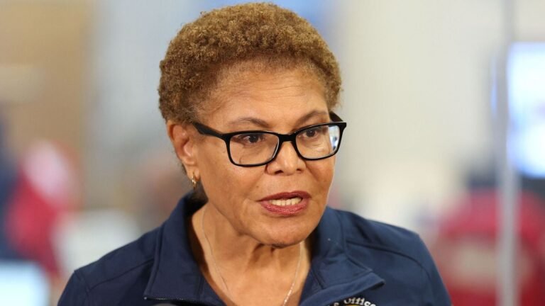 Mayor of Los Angeles Karen Bass is considering a prohibition of walking if the protests escalate | The news today