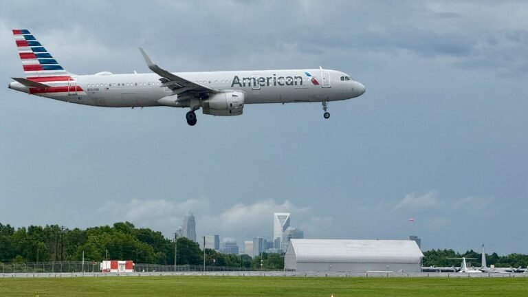 Man Kansas arrested for dragging the American Airlines to the middle air, facing up to 20 years in prison The news today