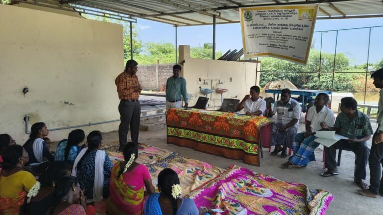 Fisheries College leads training on the use of intelligent sensors for marketing fish