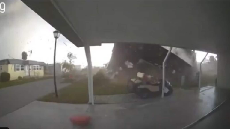 Viral video: A scary tornado tears a mobile home from the ground in Florida; Shocking surfaces of clips today news