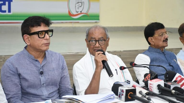 BIHAR education system is destroyed, the worst in the country under the rule of JD (U) -BJP: Digvijay Singh
