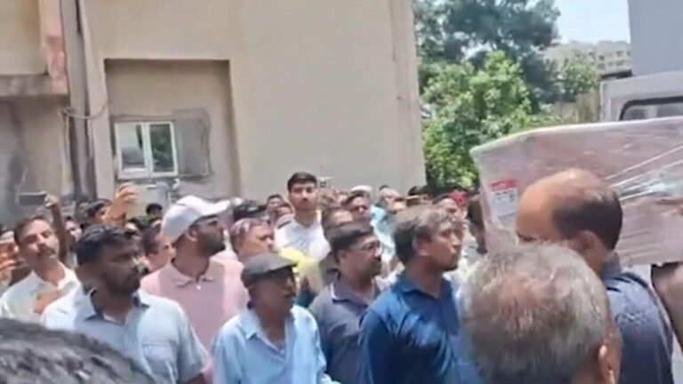“He called our mother that morning …”: Member of Air India Deepak Pathak, who died in the Ahmedabad crash, cremated | Tech Word News