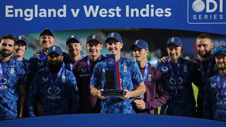England Crush West Indies to complete the victory of the 3-0 ODI series