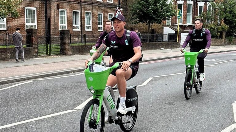 ENG vs Wi: England players arrive at cycles; Wi team bus delayed due to London’s traffic