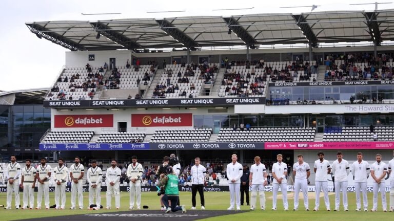 Dilip Doshi Dies: India, England players wear black bracelets in Leeds Tribute