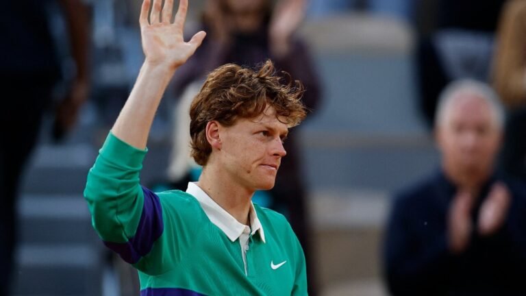 Jannik Sinner explains why his father had to skip the final of the French open vs Carlos Alcaraz