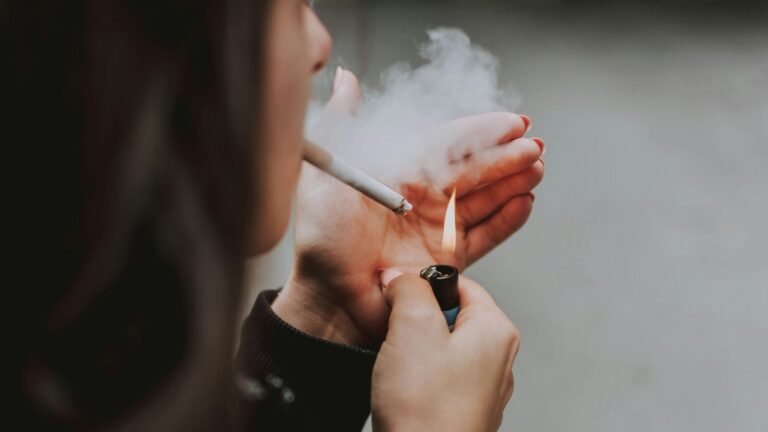 France implements the ban on smoking on beaches and parks – check the details | Tech Word News