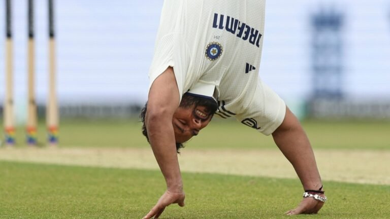 Watch: After IPL celebrates RISHABH PANT TEST COMABACK STO S FRONTFLIP