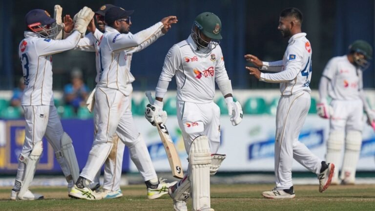 Sri Lanka dominates the proceedings when Bangladesh collapse 1. Day in Colombo