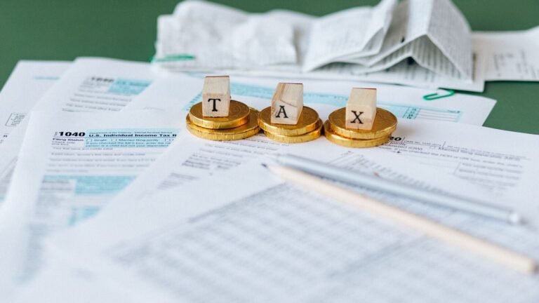 Cabinet Secretariat to hear a taxpayer, tax merchants, customs authorities
