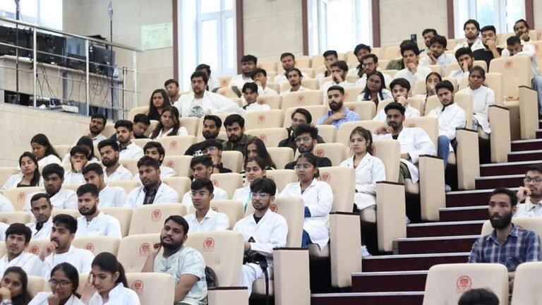 “Mass expulsion at the Russian University killed our medical dreams”: Indian students claim “financial profit” university