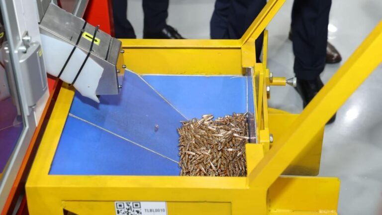 Private Defense Suppliers are looking for a review of rules restricting public procurement to the public sector