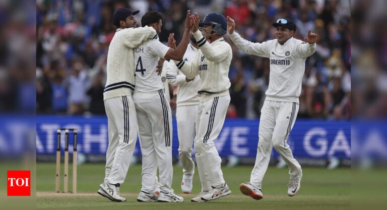 Indian vs vs ENG LIVE SCORE, 2. Test match 5: Five for Akash Deep, India only 2 goals from Edgbaston Glory – The Tech Word News