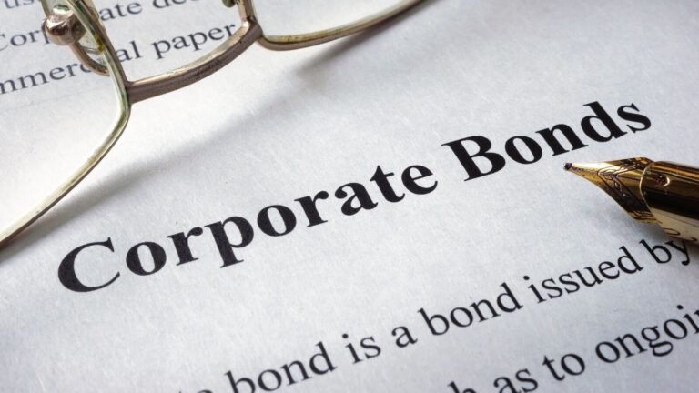 Bond taste: issuing business debts on the track to break another record