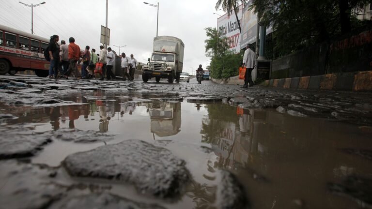 “Engineers will be responsible for every pothole”: warning a strict court in Kerala High Court | Tech Word News