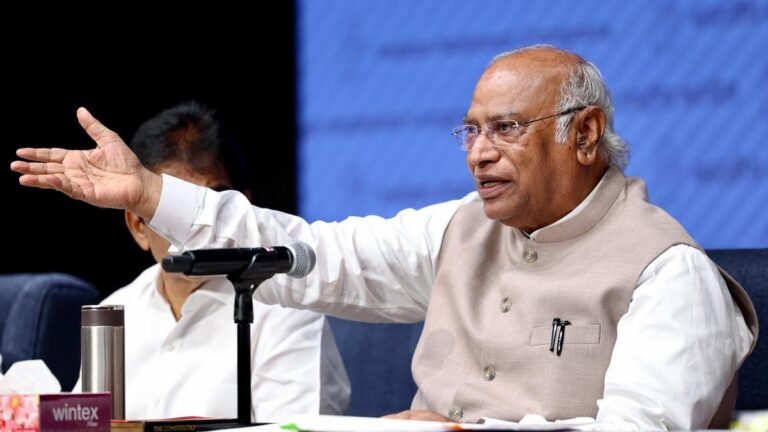 “Noble” claims of Modi’s government on digital India, which was disrupted by “unfulfilled promises”: Kharge