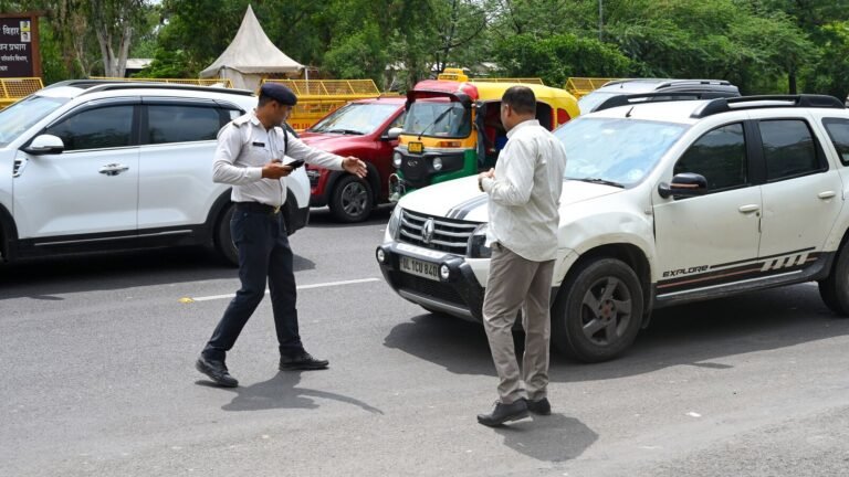 The Supreme Court can hear Delhi Govta against the blanket ban on excess vehicles today Tech Word News