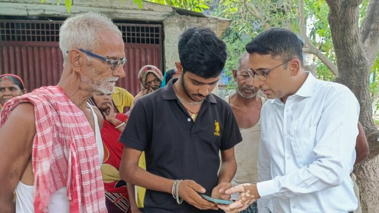 West Bengal CEO remains Mom on Sir, organizes training for officers at the level of the booth