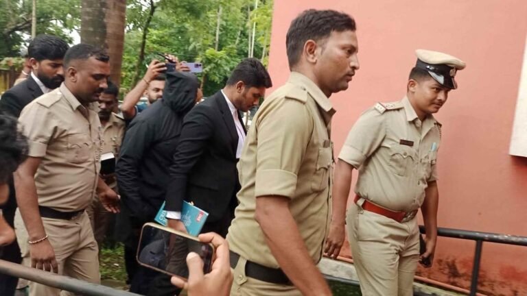 Funeral case Dharmasthal: Change the investigative officer or hand over the probe to sit, the police asked the complainant