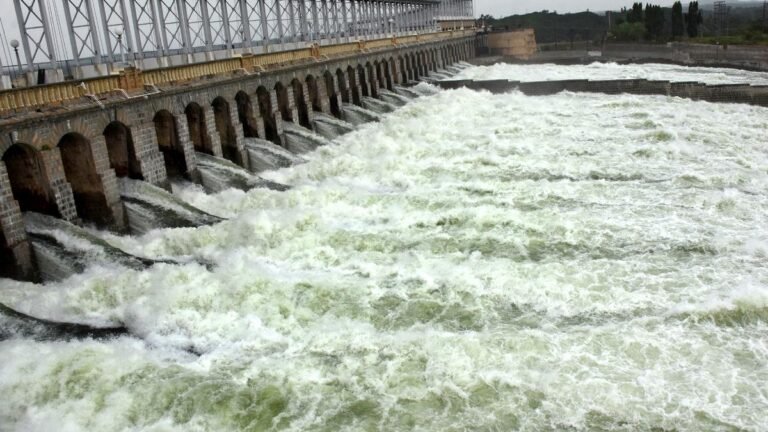 Drain from KRS Reservoir got off at 85,000 CUSECS