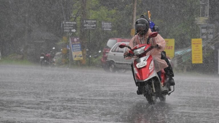 Red alerts for two districts on Sunday when Monsoon shifts gears