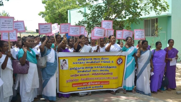 Nurses protest against a free space