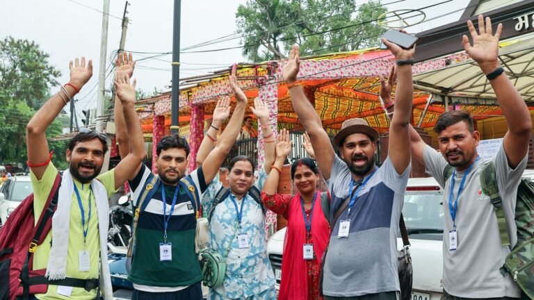The first dose of AMARNATH YATRA Pilgrims sets out from Jammu. “No threats can discourage the spirit of the devotees,” says LG | Tech Word News
