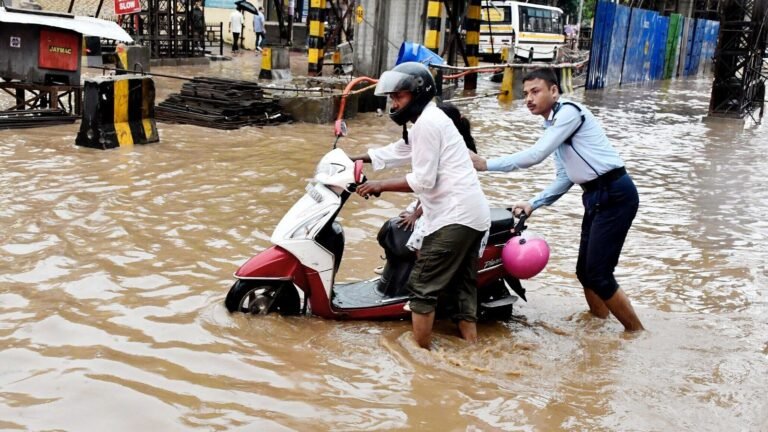 IMD issues a red, orange warning of severe rainfall in several countries on July 15; DELHI-NCR see rain, thunderstorms | Tech Word News
