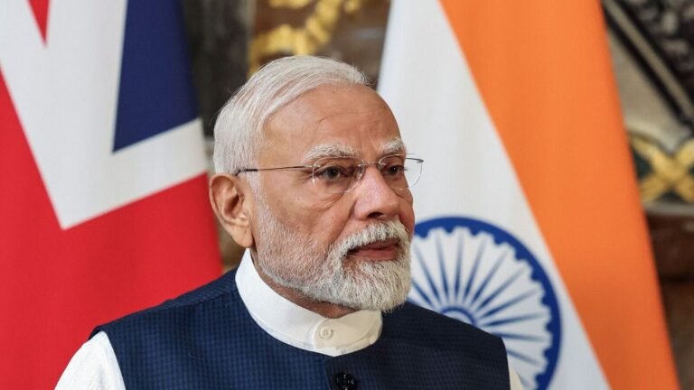 “Modi is my living God”: A woman during a visit to the Prime Minister in the UK emotional – watch a viral video | Tech Word News