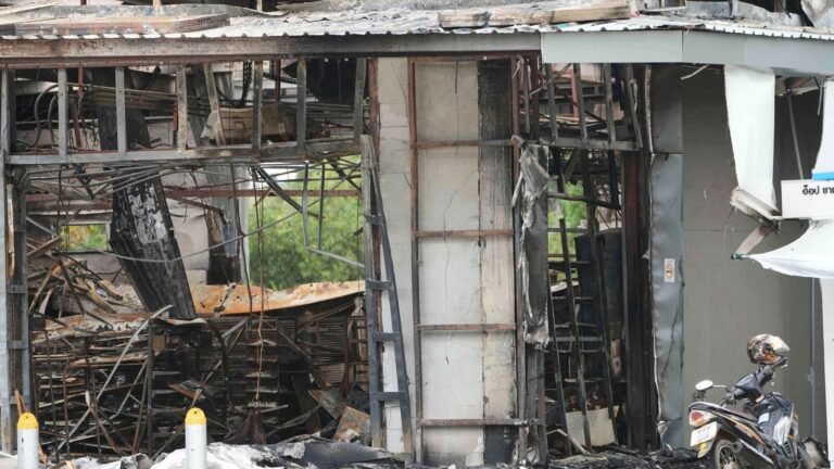 Thailand declares martial law in 8 districts in the middle of fatal clashes with Cambodia over the territory of Hindu temples | Tech Word News