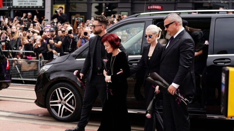Ozzy Osbourne Funeral Process: Thousands of Black Sabbath fans are collected in Birmingham to say goodbye | Tech Word News