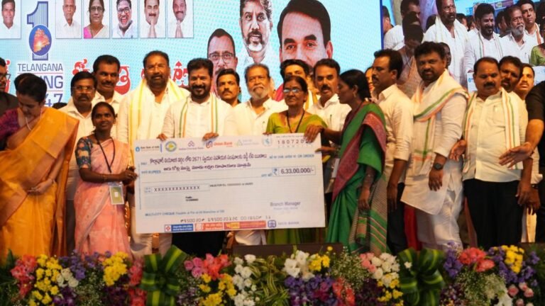 Revanth asks Naida to stop the lips of Rayalaseem, did not come in the way of the Palamuru-RR project
